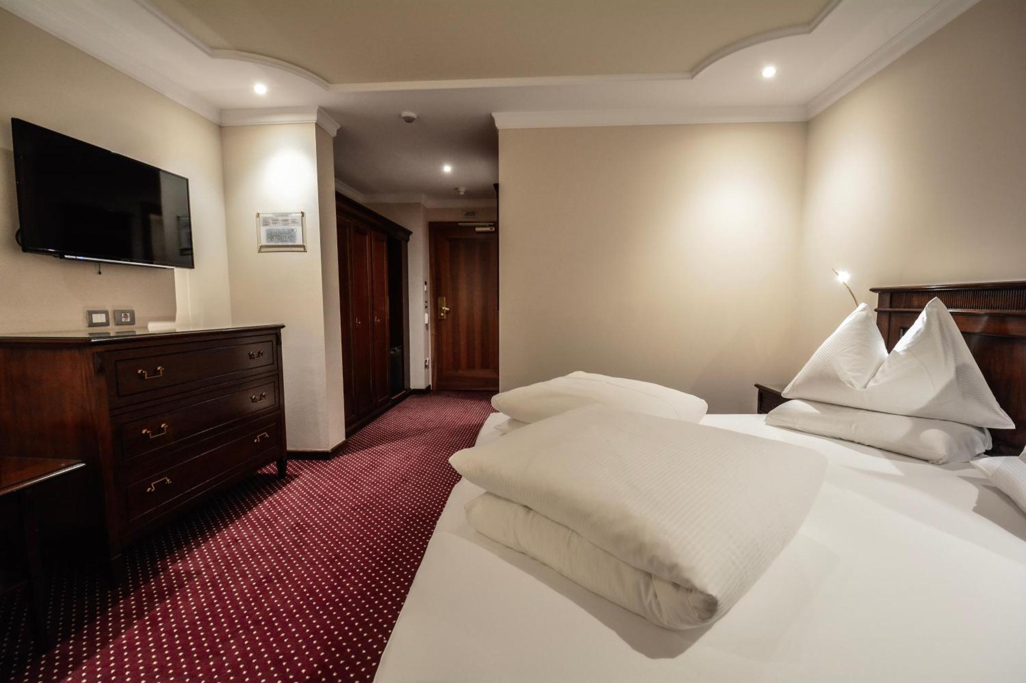 Superior Double Room,1546915702:JPEG